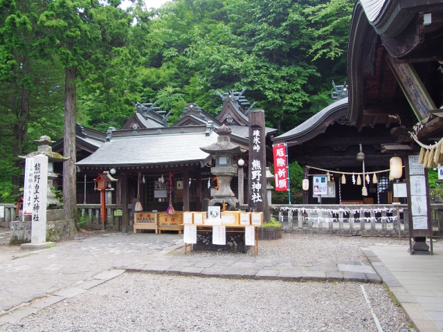 熊野皇大神社 肉球スタンプの値段は？愛犬と一緒に限定御朱印も！