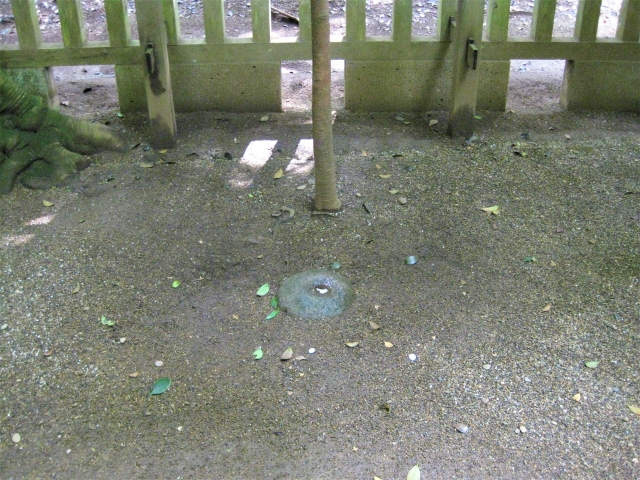 鹿島神宮の要石が東日本大震災で割れた?伝説の石に起きた異変と真相